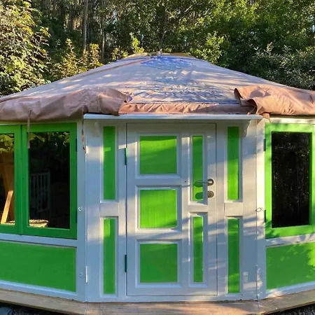 Panoramic Yurt - Naturviana *