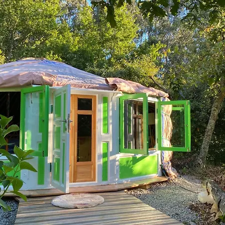 Panoramic Yurt - Naturviana 펜션