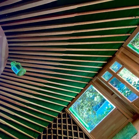 Panoramic Yurt - Naturviana Portela Susa